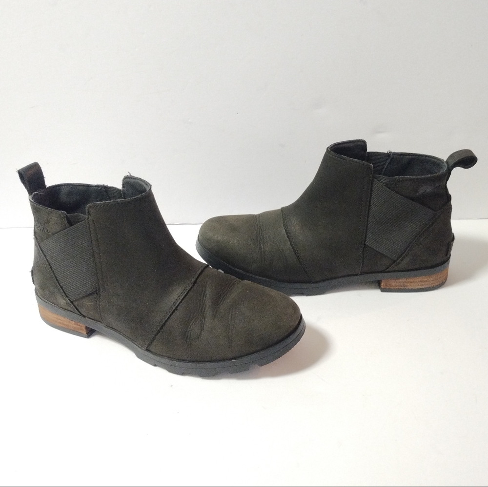 Sorel Emelie Chelsea Boots Waterproof Leather Black NL2671-010 Womens Size 9